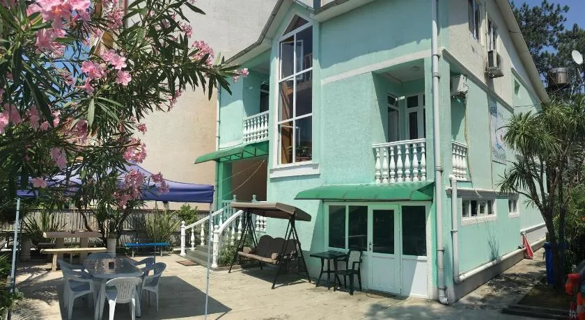 Green Hotel Ureki - Image 1