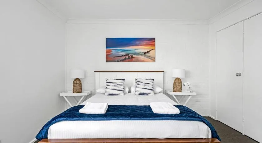 Husky 56 Beachfront Villa's - great location on the beach - Image 1