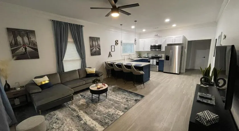 City Serenity-2BR Home away from Home. 6 Min from ATL Airport - Image 1