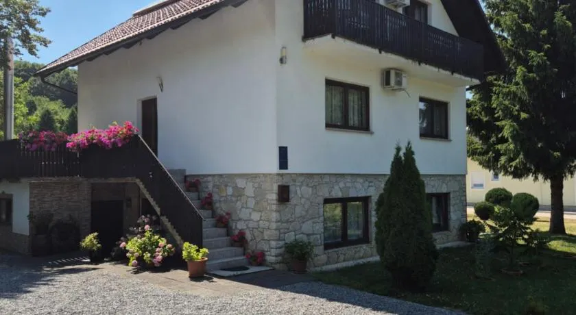 Plitvice House Rosha - Image 1