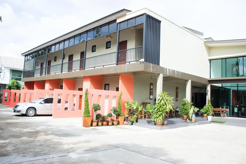 The Pool Resort - Image 1