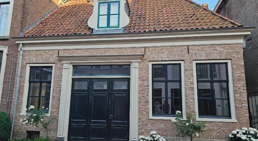 Gasthuis Het Monument - Image 1