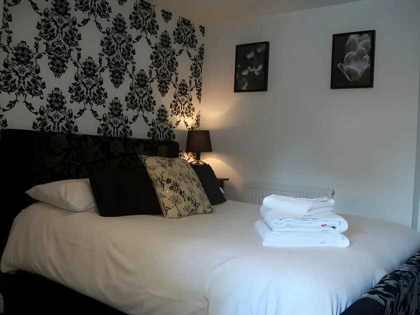The Littleton Arms - Image 1