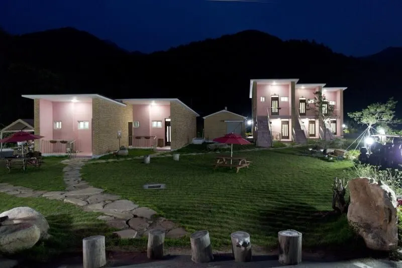 Chungju Dalduru Pension - Image 1