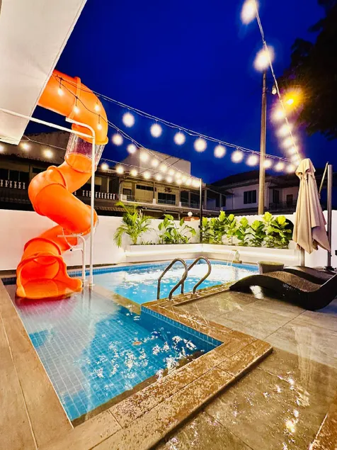Melaka 1st Water Slide l Private Jaccuzi&Pool l 20Pax - Image 1