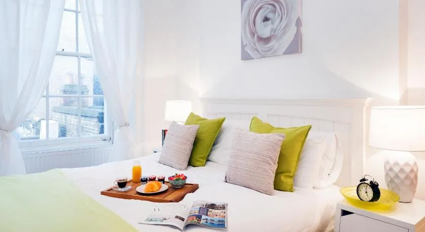 Dream South Kensington Apartment - Image 1