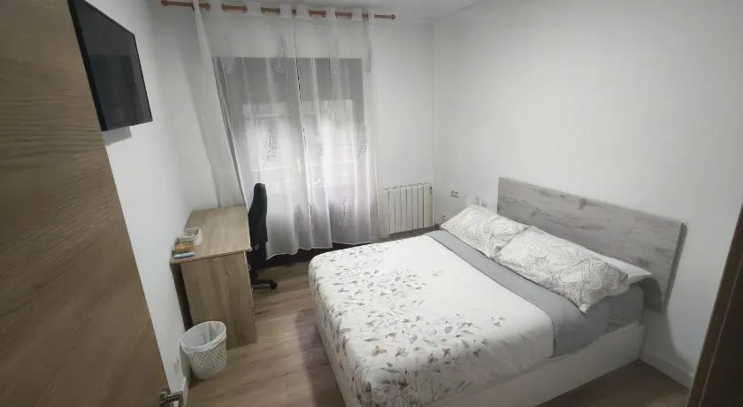 Habitación centro Bilbao zona artística - Image 1