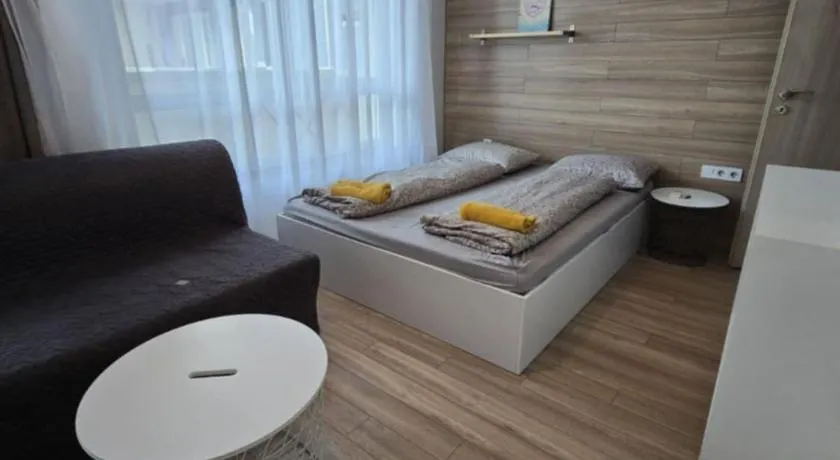 Happy Home - Image 1