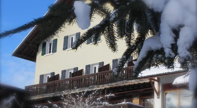 Les Skieurs Appartements B&B - Image 1