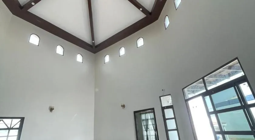 Oasis Dreams Farmhouse - Image 1