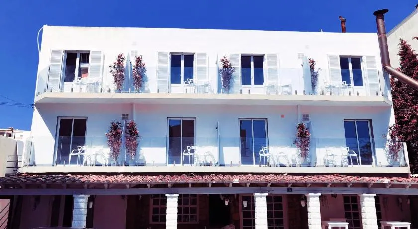 bhc Boutique Hostal Cala Millor - Image 1