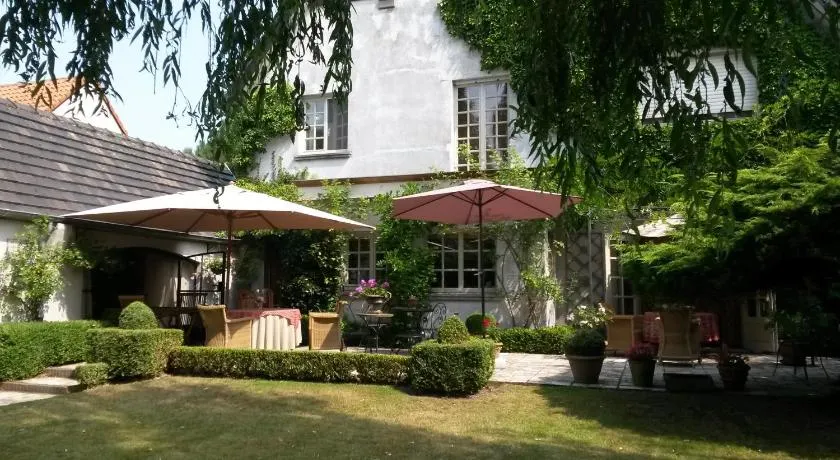 B&B Willow Lodge - Image 1