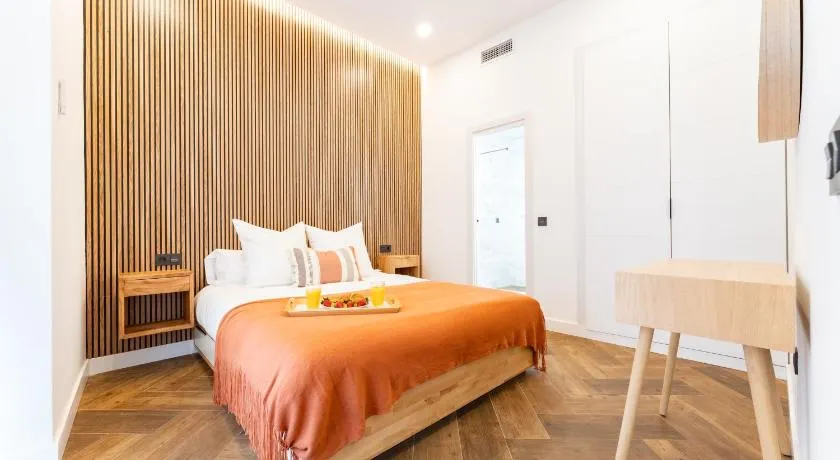 Luxury Capuchinos Apartment - Image 1