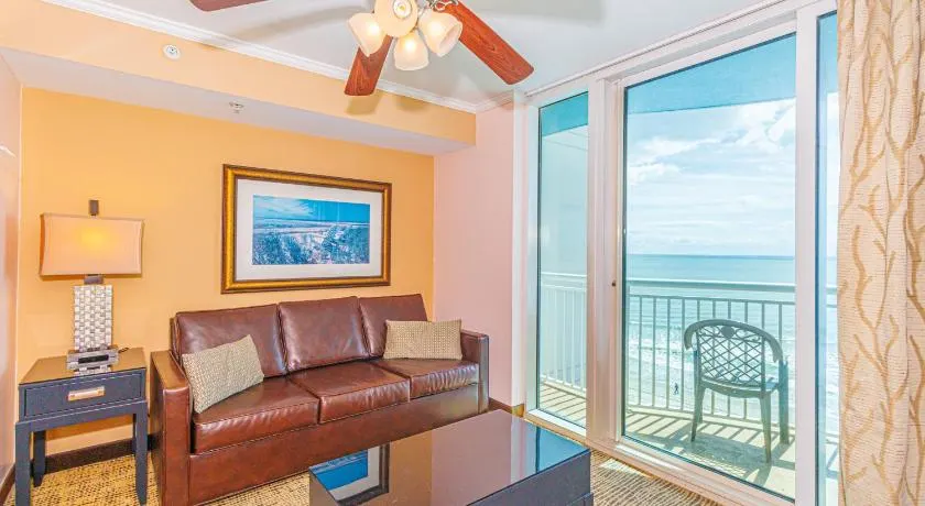 Towers On The Grove 724 Direct Oceanfront Suite Sleeps 6 guests - Image 1