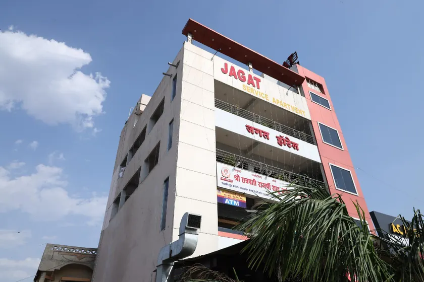 OYO 36612 Hotel Jagat - Image 1