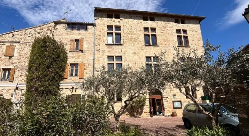 auberge des trois ami-es - Image 1