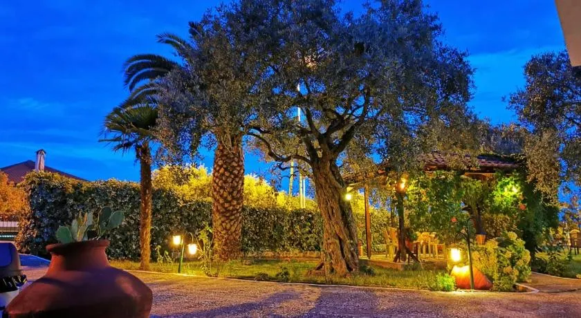 Studios Filippina - Image 1