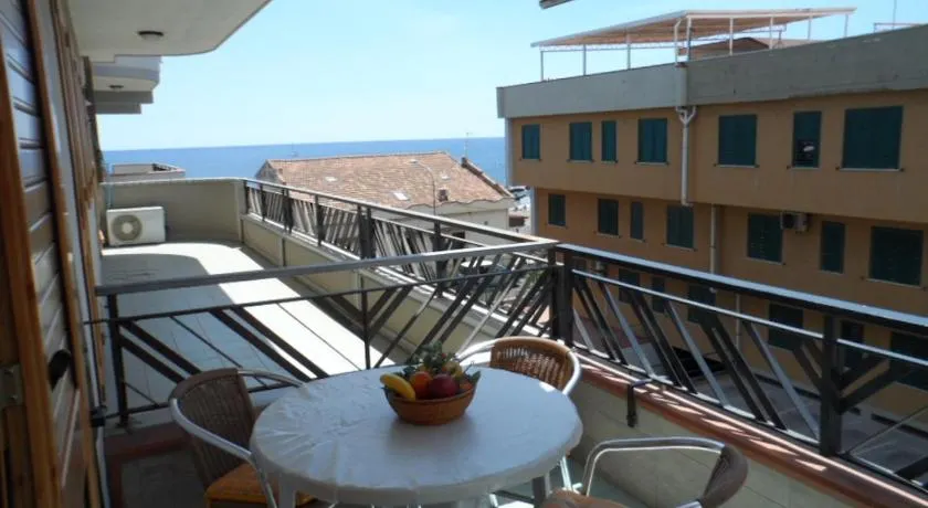Casa 1 Sole - Mare - Montagna - con Terrazza panoramica - Image 1