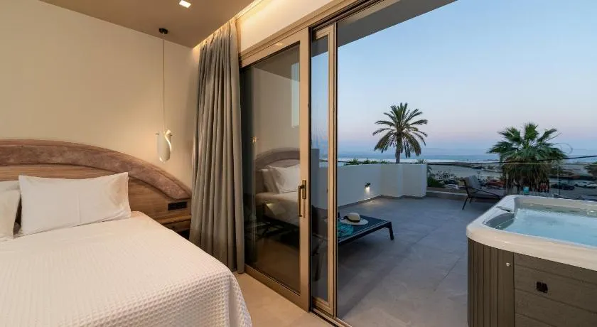 Cove Luxury Suites - Image 1