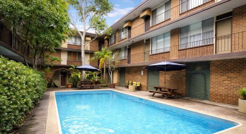Superb Studio, Great Value in St Kilda East - Image 1