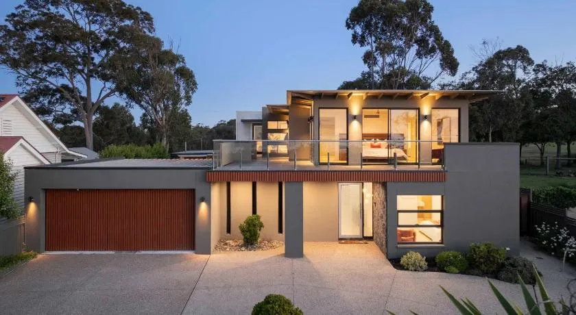 Villa Verde Luxury By The Golf Course - Image 1