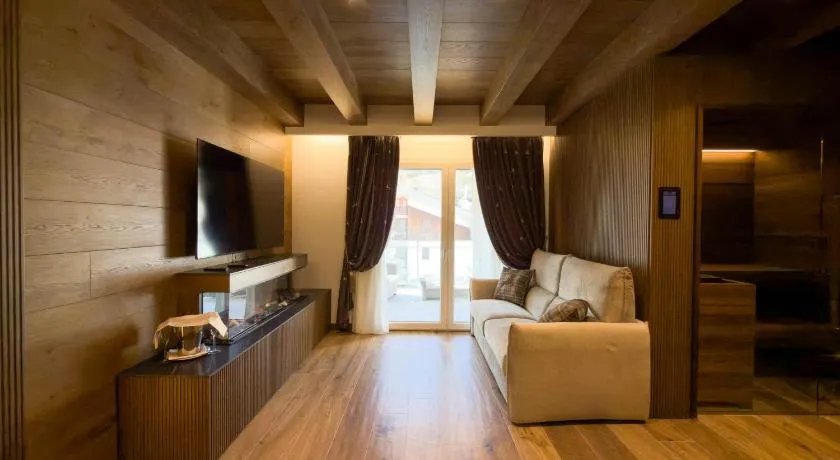 Luxury Mountain Suites - Image 1