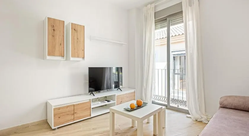 Stay U-nique Apartment Montaño - Image 1