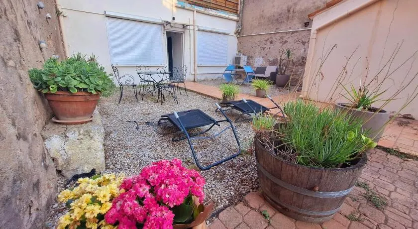 Casa Pastel - Image 1