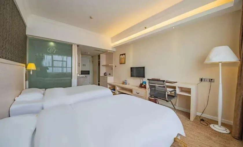 Tiantian Smart Hotel - Image 1