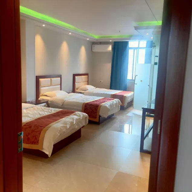 Minglong Hotel (Liunan Wanda) - Image 1