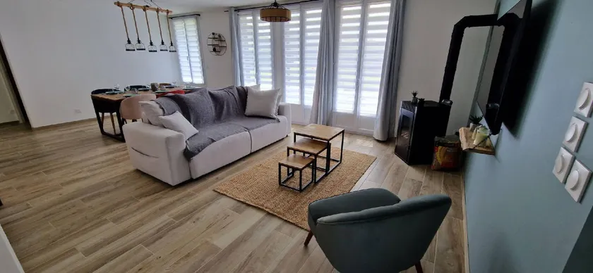 House for 4 To 6 Peoplec - Image 1