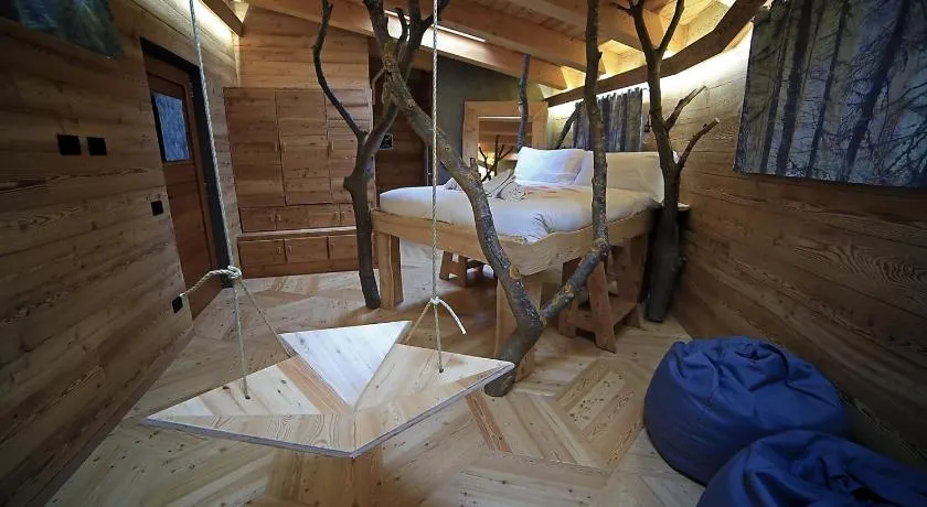 One room - Image 1