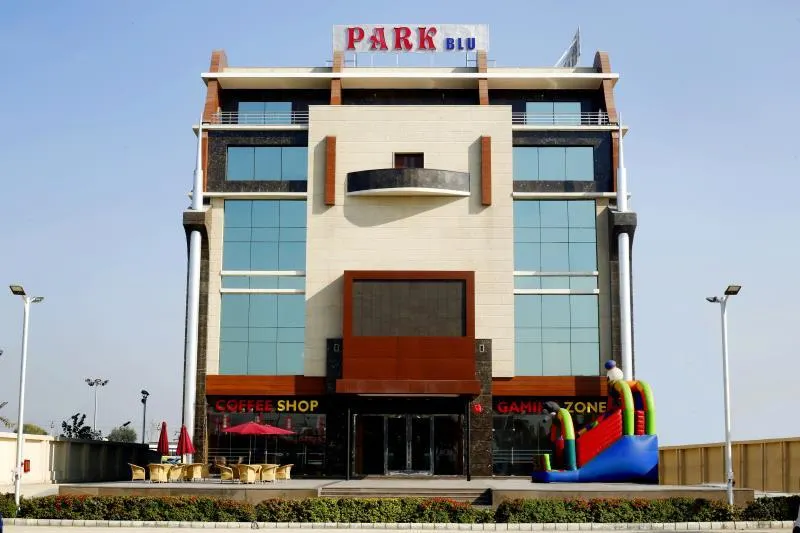 Park Blu - Image 1