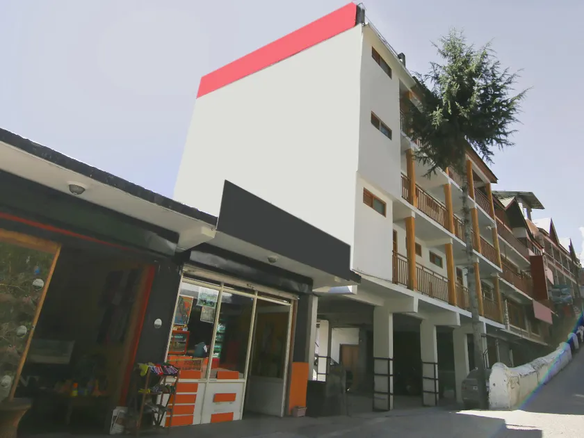 OYO 7625 Hotel Bhrigu - Image 1