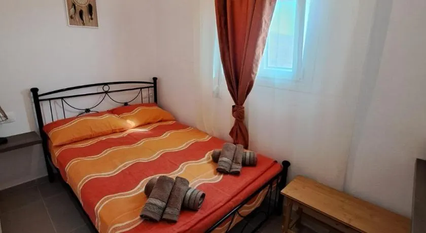 Sunset House - Image 1