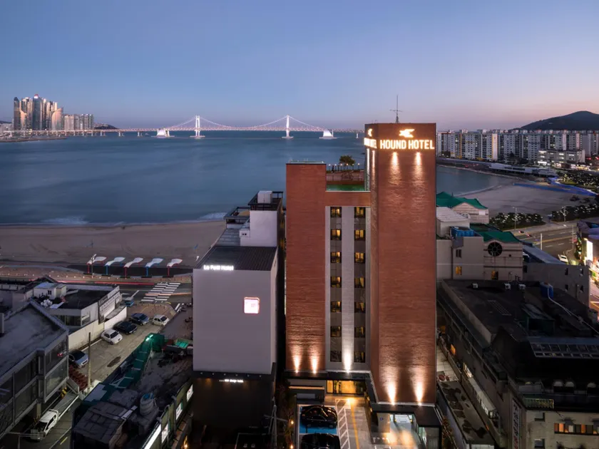Hound Hotel Gwangan - Image 1