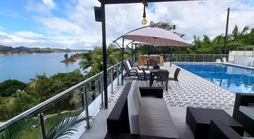 Hotel Mirador Cielo Azul - Image 1