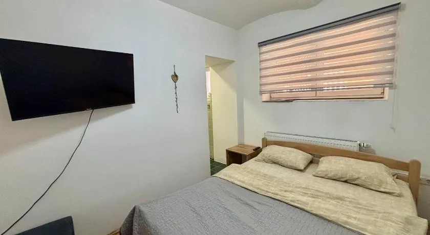 Studio Apartment in the Center - Image 1