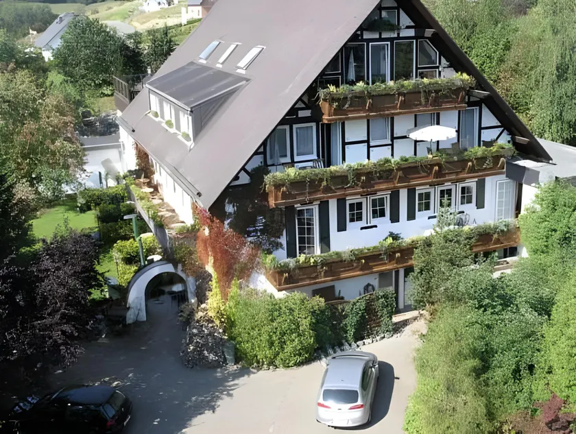 Landhotel Grimmeblick - Image 1