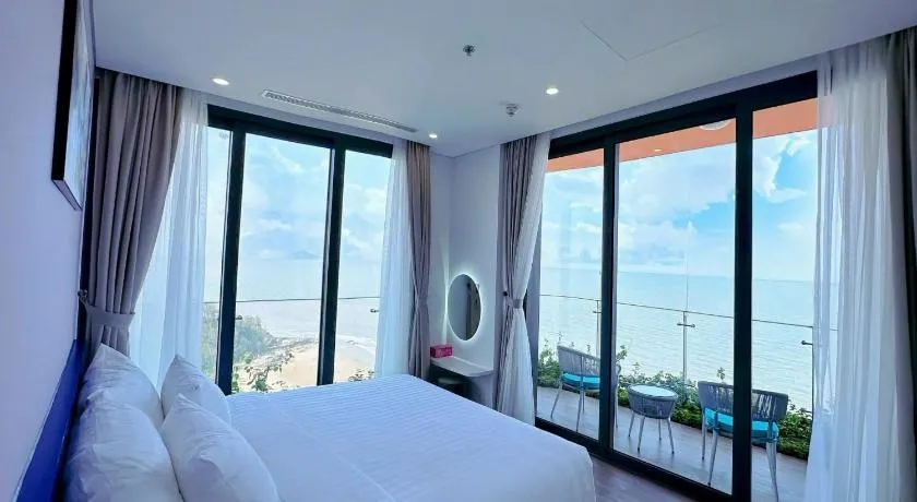 Flamingo Hải Tiến, Căn hộ 2 phòng, tầng cao view quang cảnh đại dương - Image 1