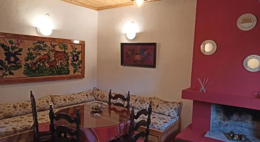 ELLI΄S HOUSE ΣΥΓΧΡΟΝΟ ΣΠΙΤΙ ΣΤΑ ΠΡΑΜΑΝΤΑ - Image 1