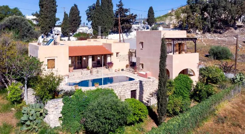 Koukouli Upper Studio Kamilari - Image 1