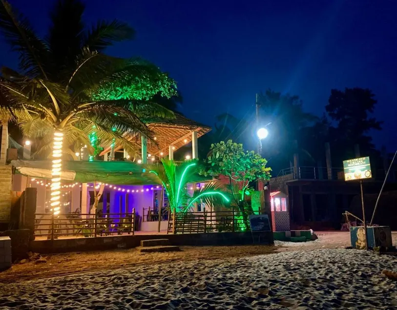 Oceanic Stay And Restaurant Gokarna - Image 1