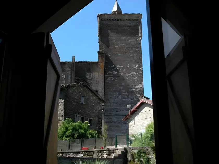 Hostal Ezkaurre - Image 1