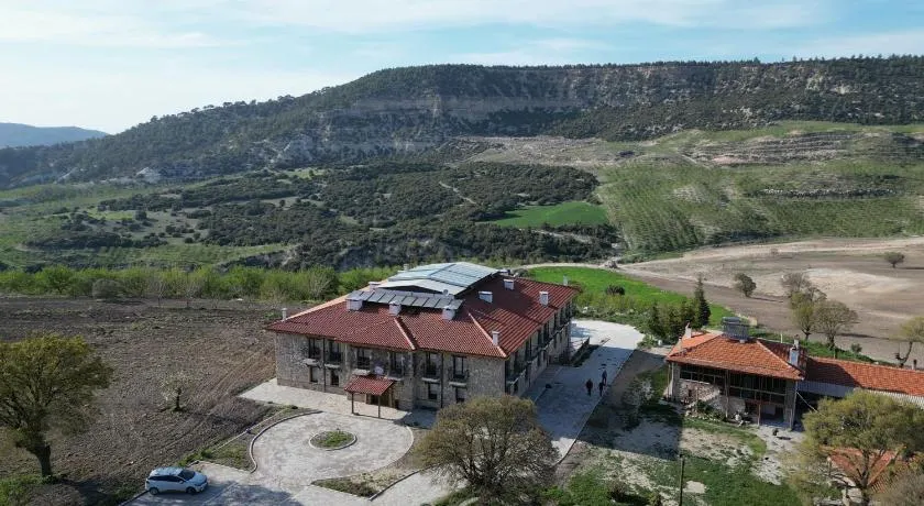 Bademli Han Otel - Image 1