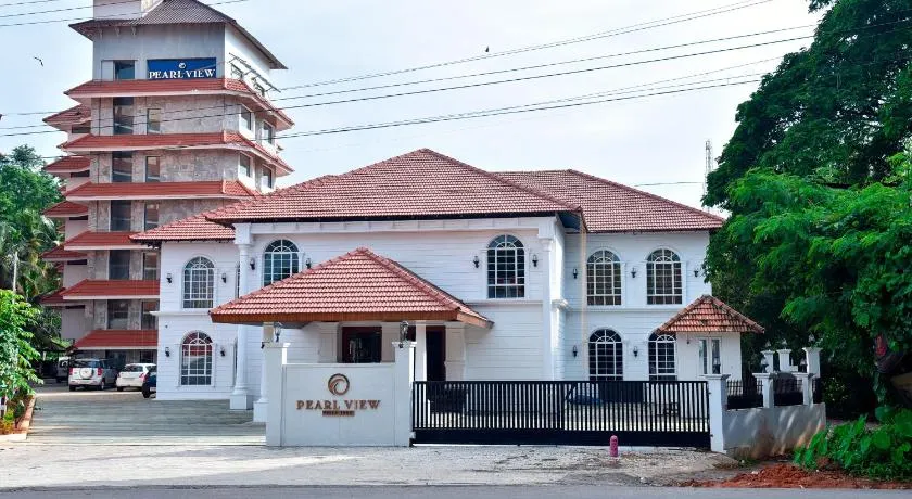 THE PEARL VIEW HOTEL - Image 1