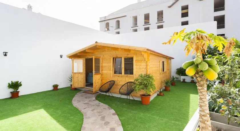 Live La Caleta Villa Clavijo - Image 1