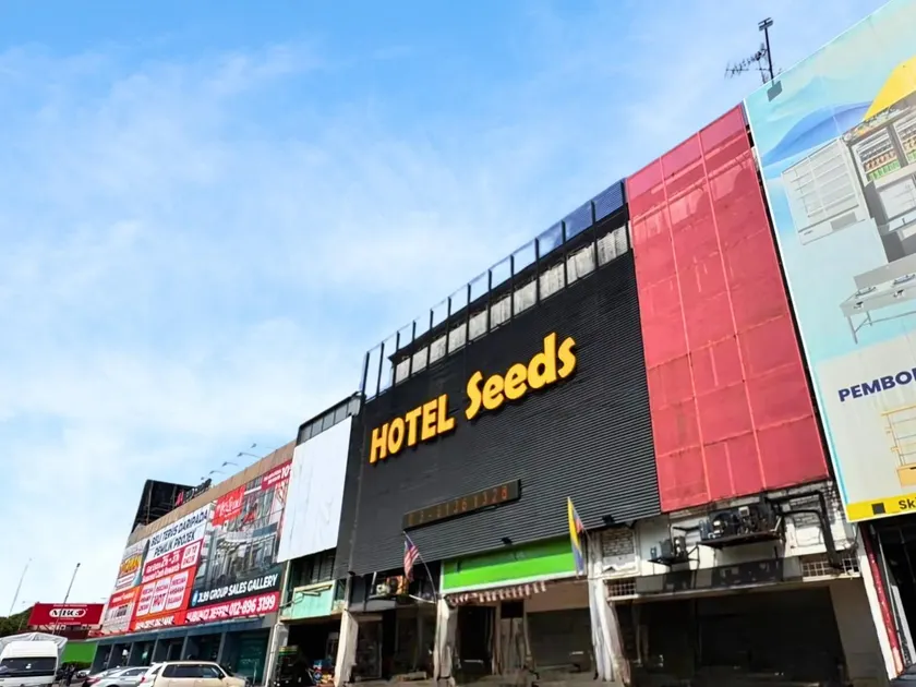 Seeds Hotel Selayang - Image 1