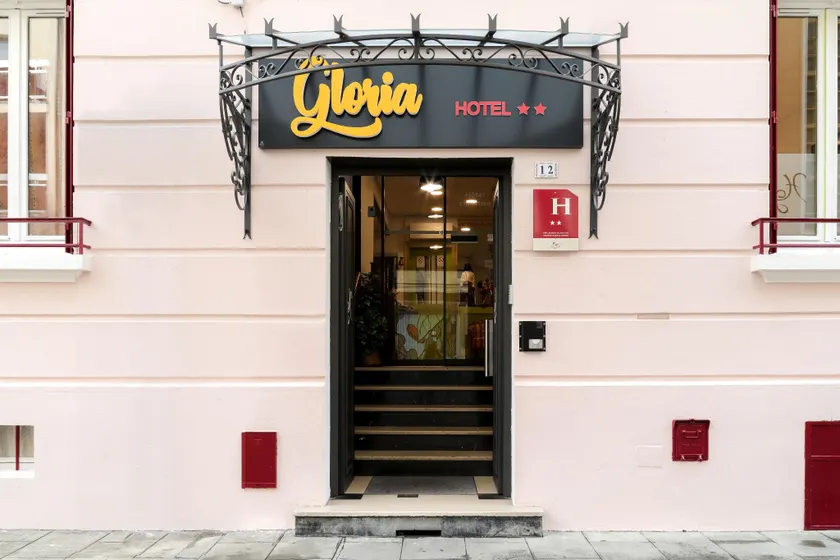 Hôtel Gloria Grenoble - Image 1