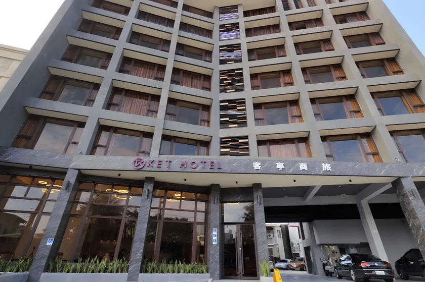 KET Hotel - Image 1